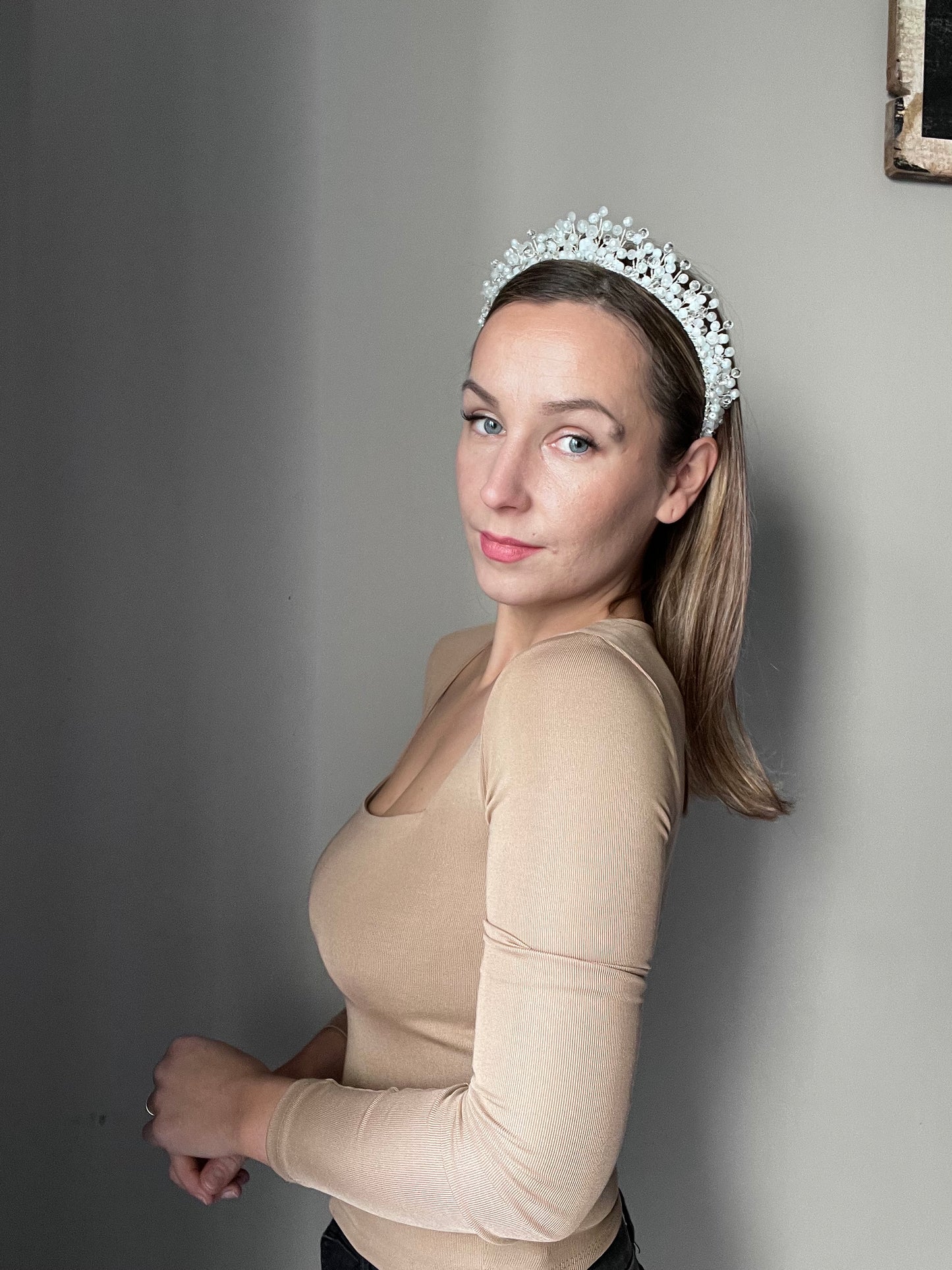 Bridal pointed tiara Bridal pointed tiara Precius pearls