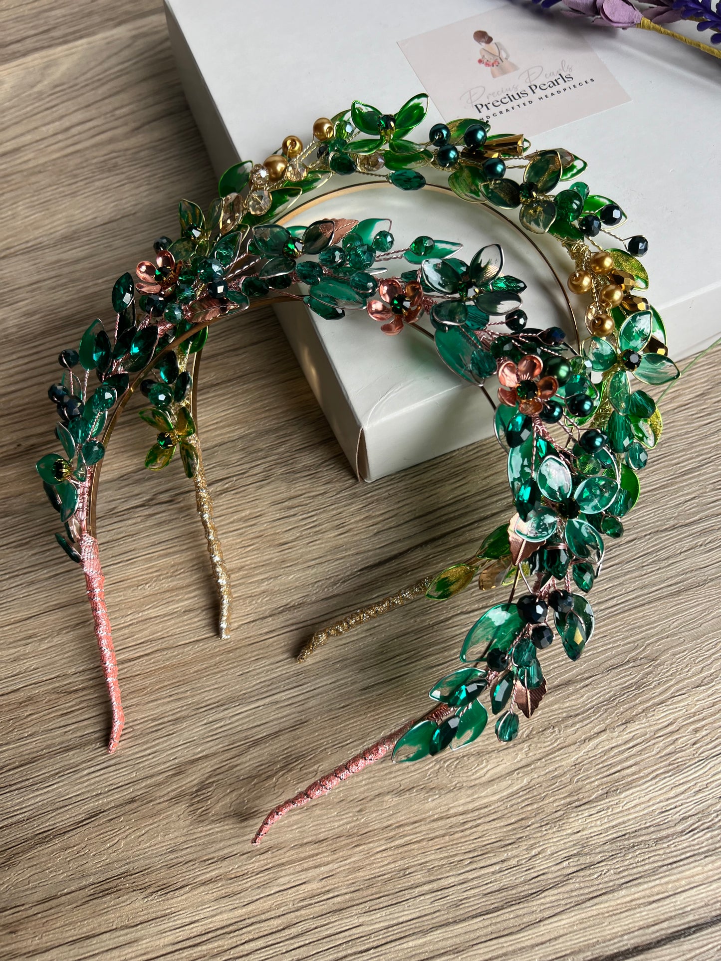 ORLA WEDDING GUEST HEADPIECE ORLA WEDDING GUEST HEADPIECE Precius pearls