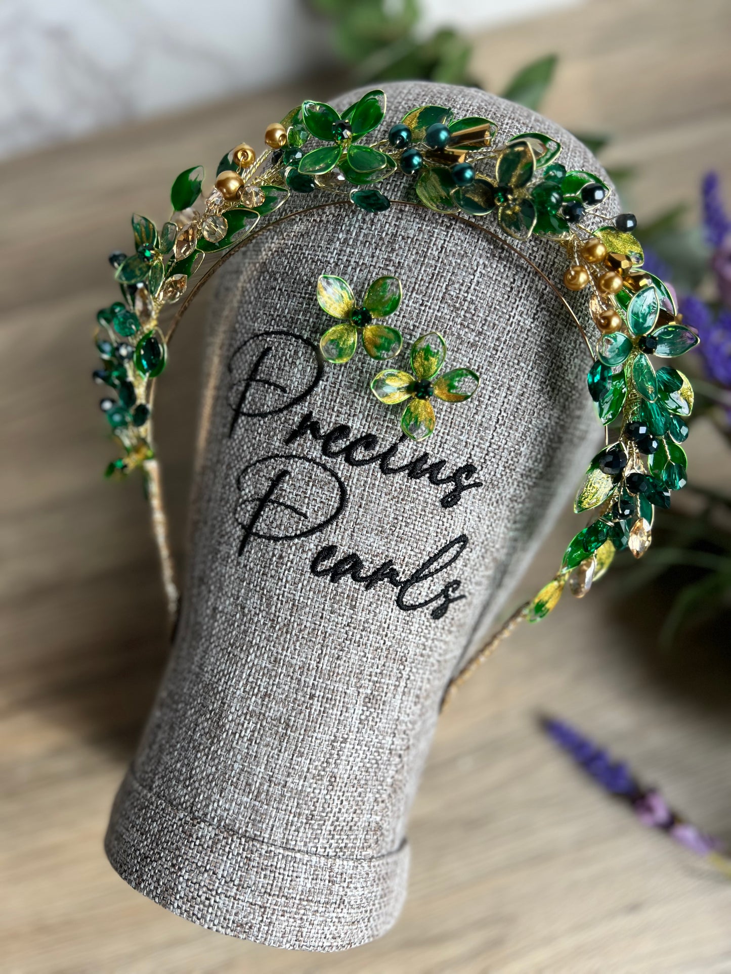 ORLA WEDDING GUEST HEADPIECE ORLA WEDDING GUEST HEADPIECE Precius pearls
