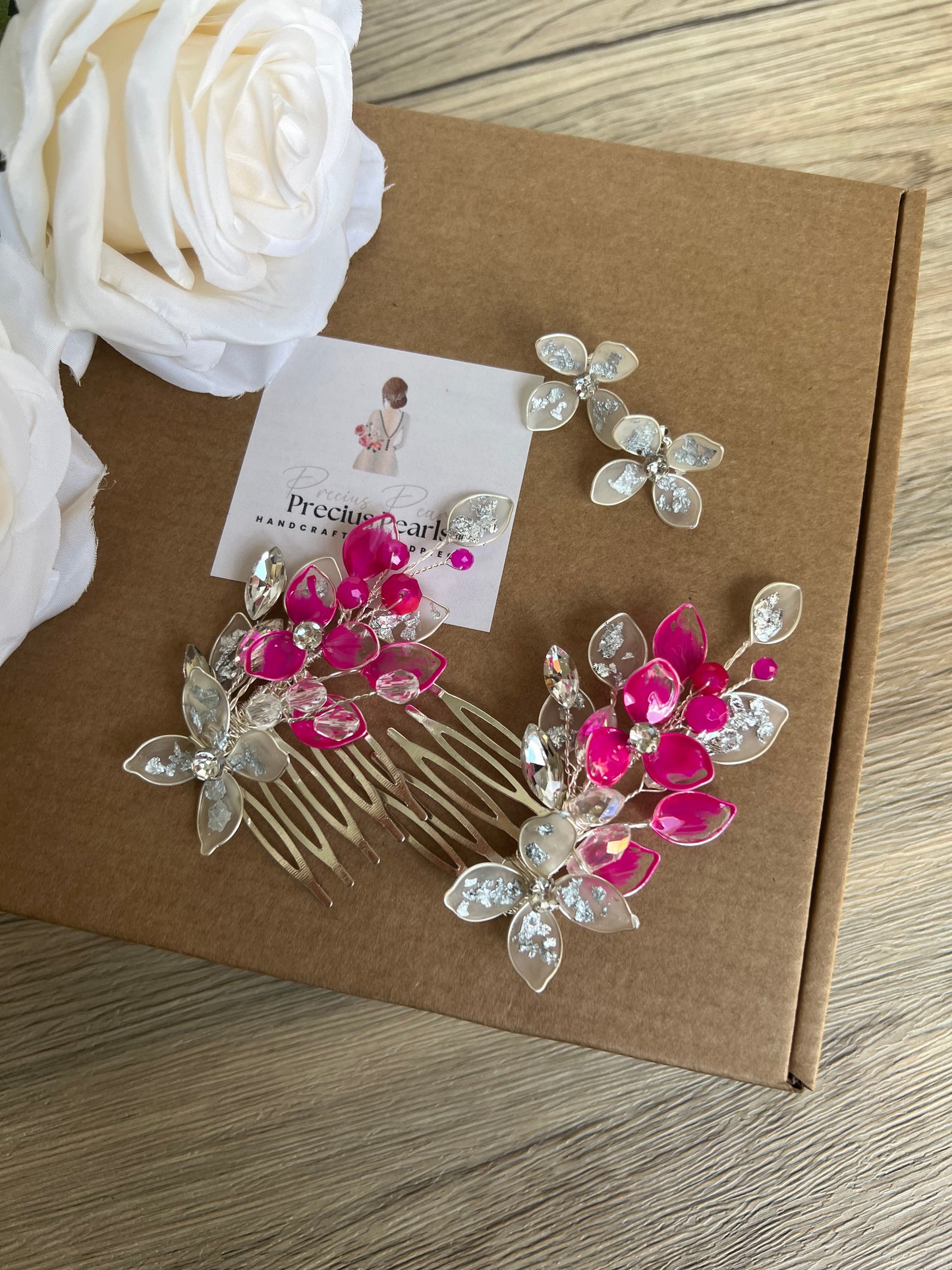 Eve Double comb in Fucshia and Silver Eve Double comb in Fucshia and Silver Precius pearls