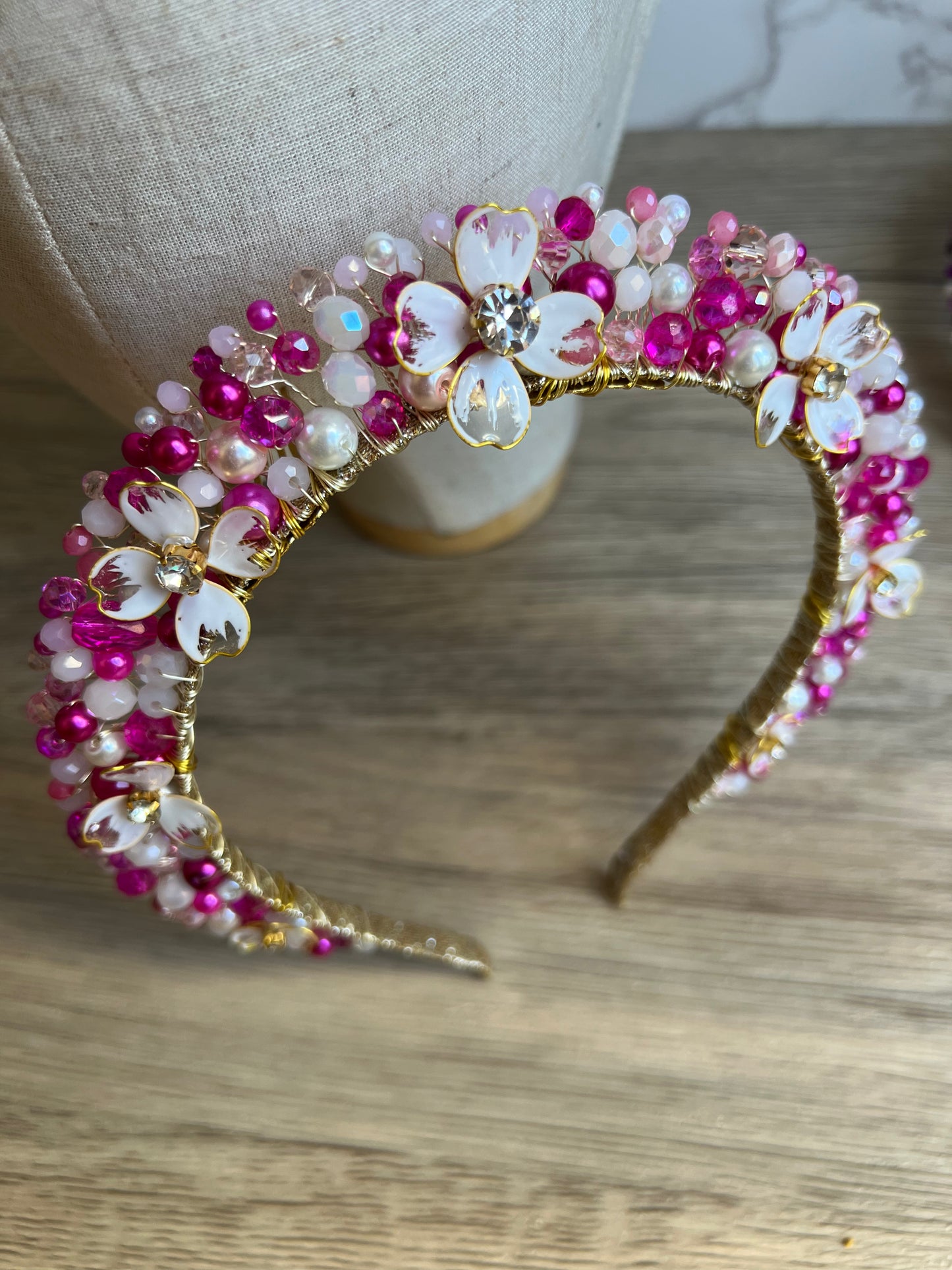 Pink & White Flora Crown Pink & White Flora Crown Precius pearls