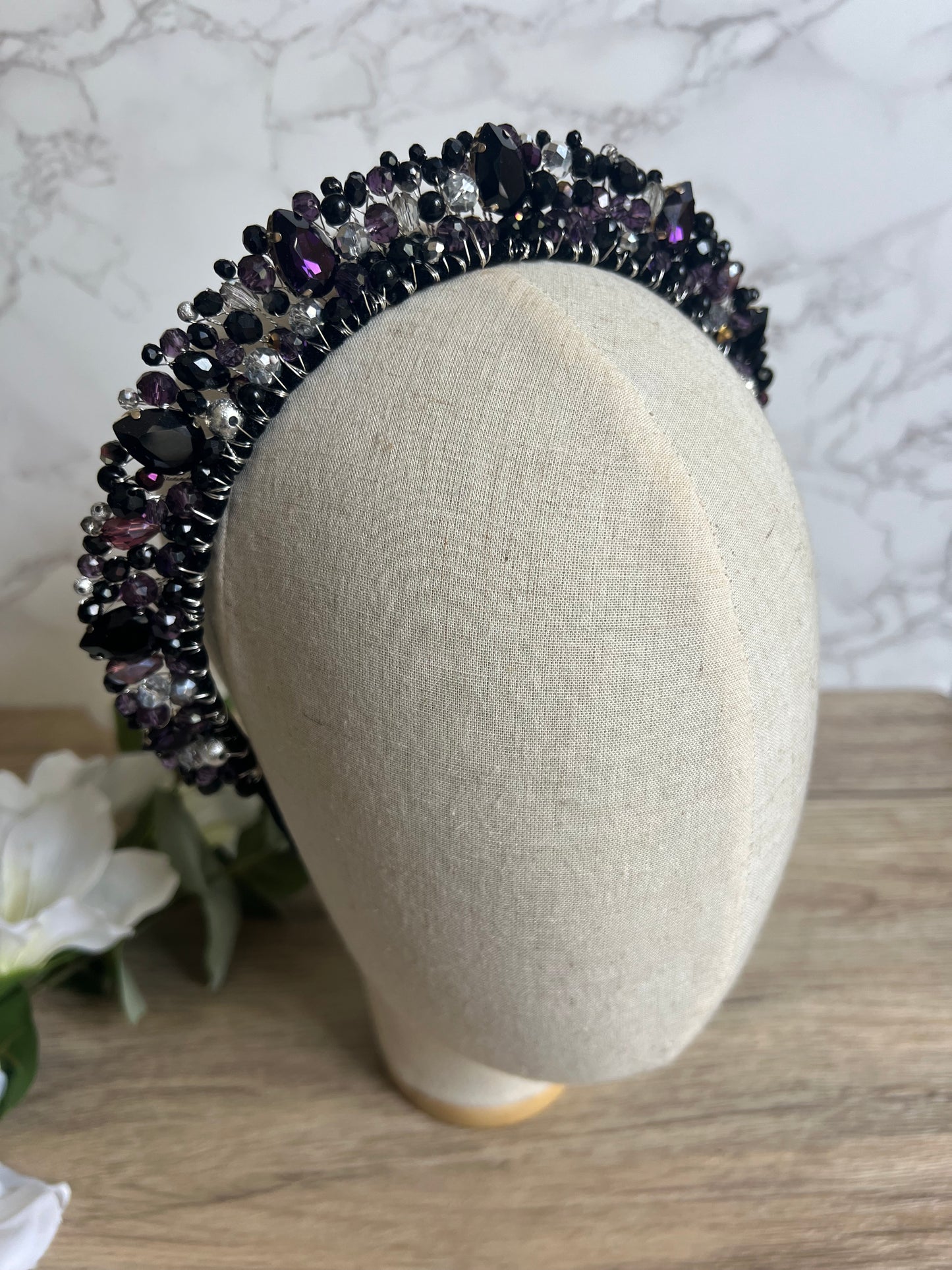 Rhinestone detail crown Rhinestone detail crown Precius pearls