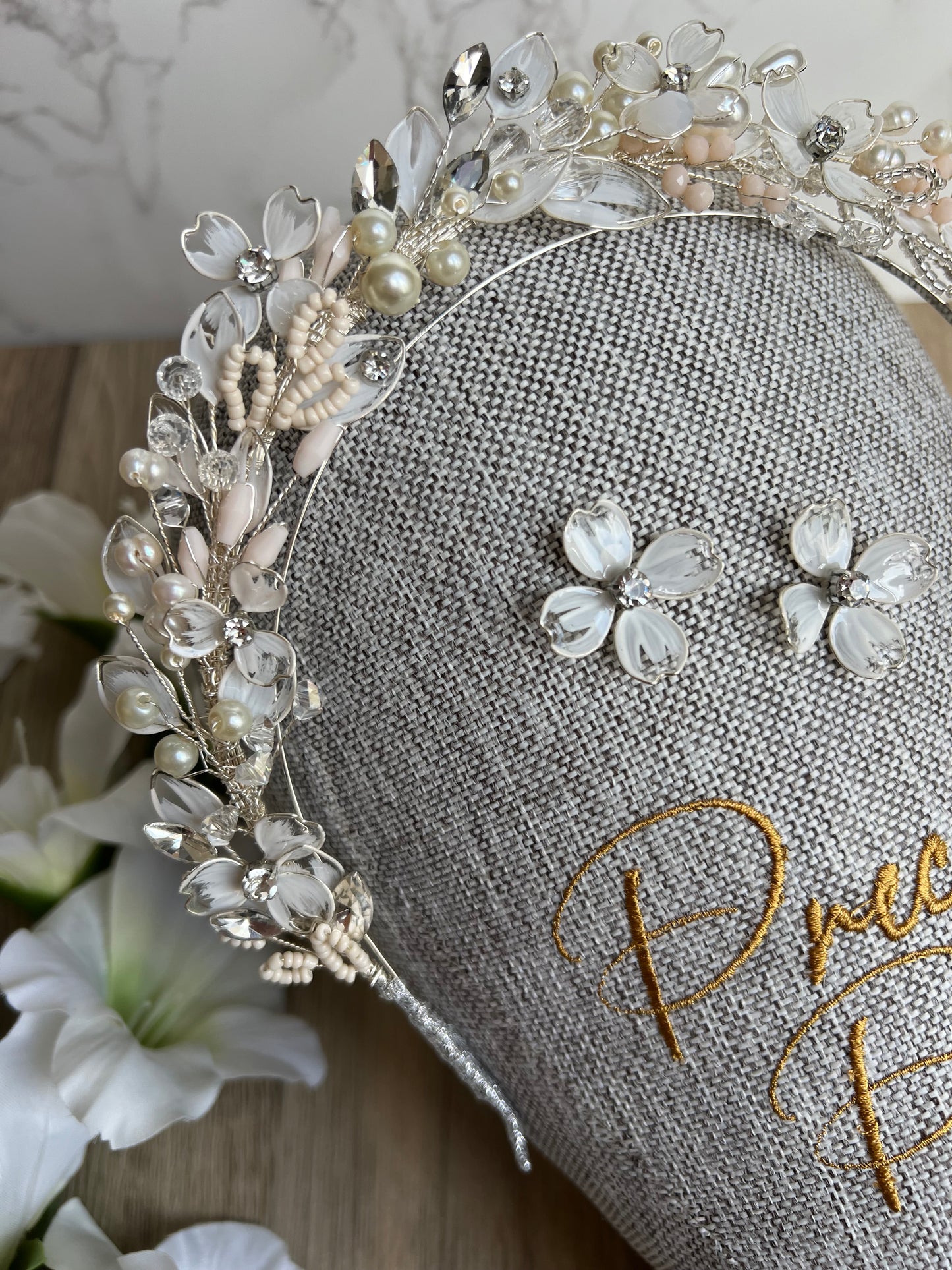 OPHELIA BRIDAL CROWN OPHELIA BRIDAL CROWN Precius pearls