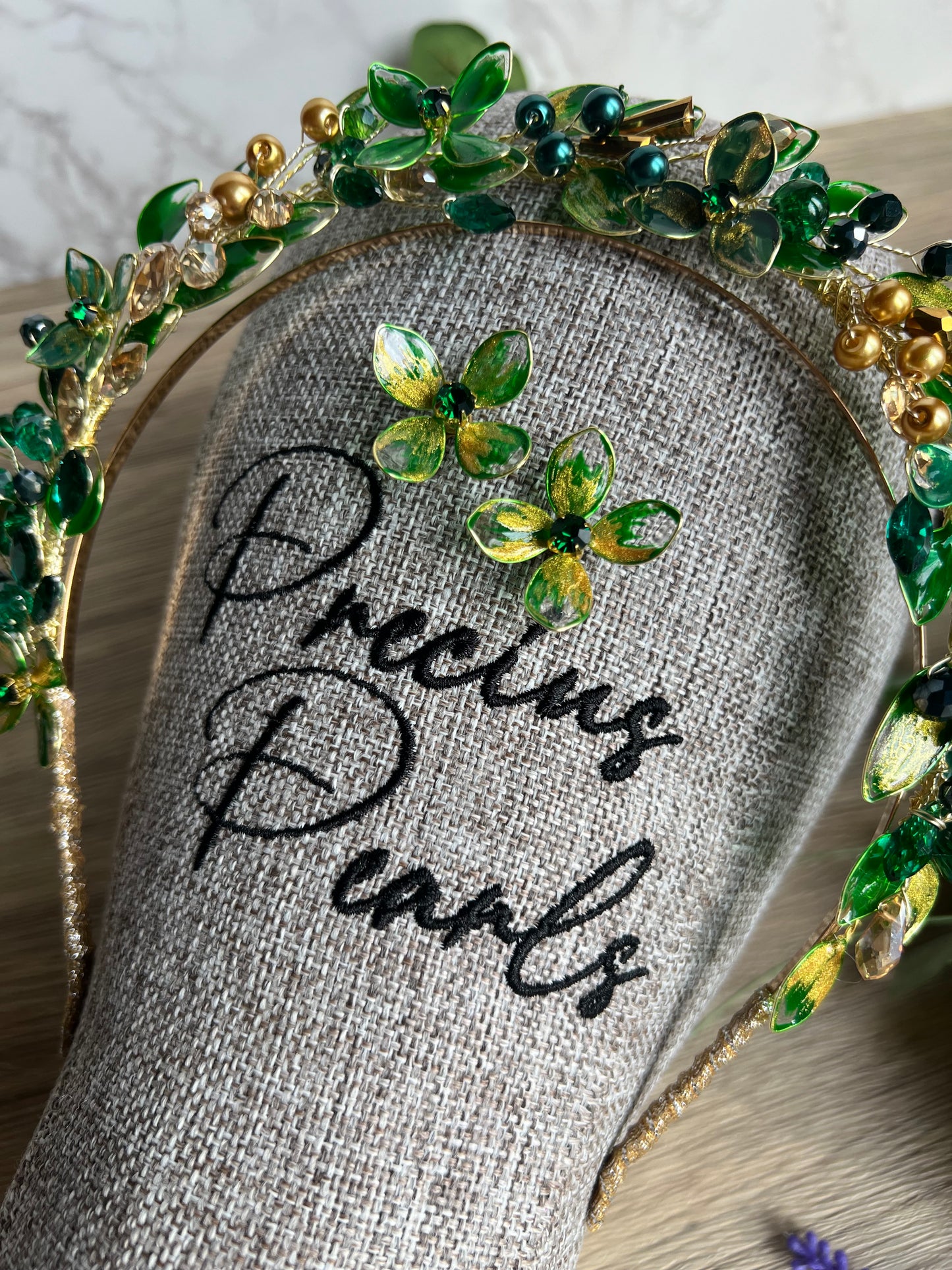 ORLA WEDDING GUEST HEADPIECE ORLA WEDDING GUEST HEADPIECE Precius pearls