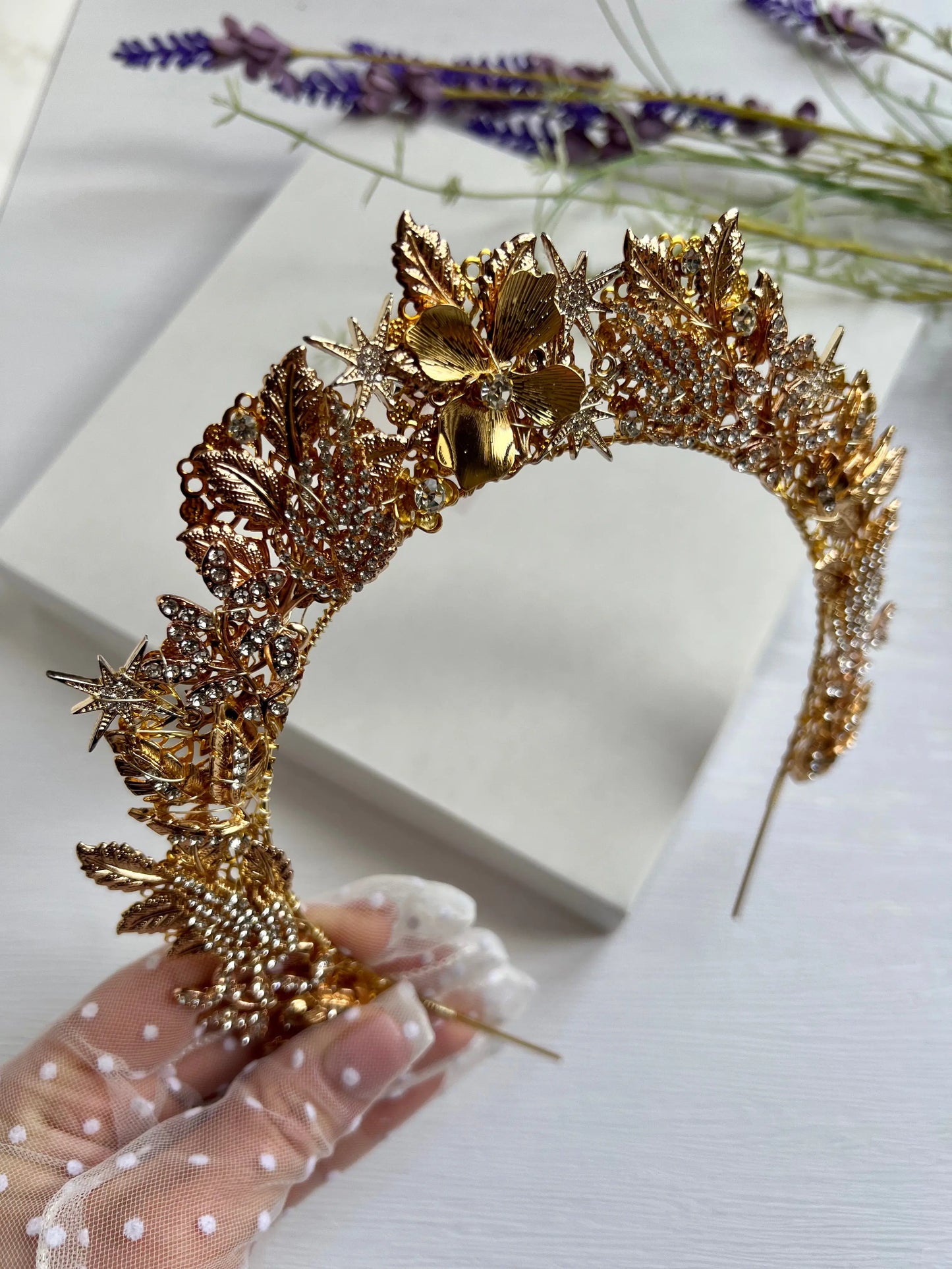 GODDESS CROWN