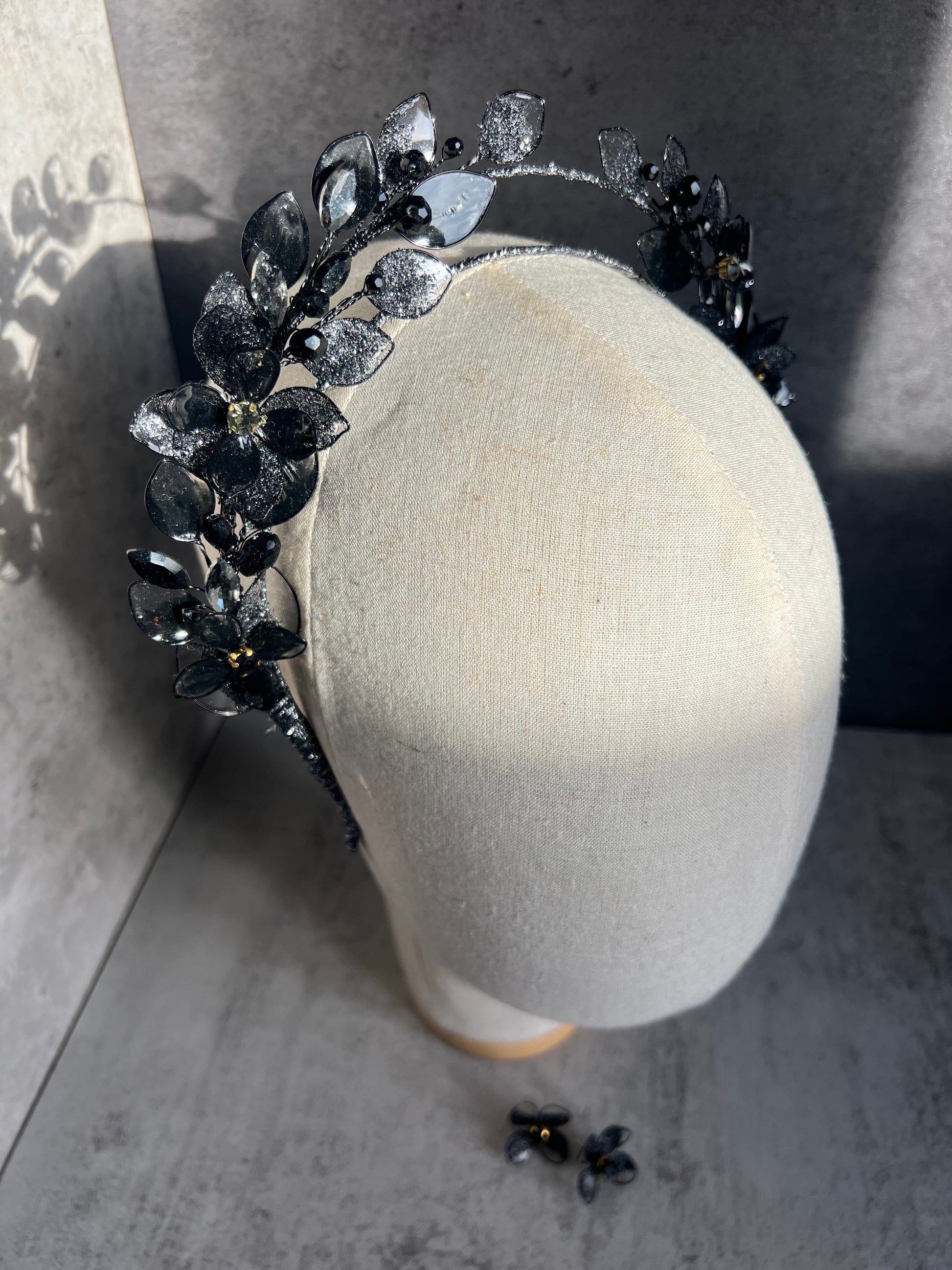 Black Halo headpiece Black Halo headpiece Precius pearls