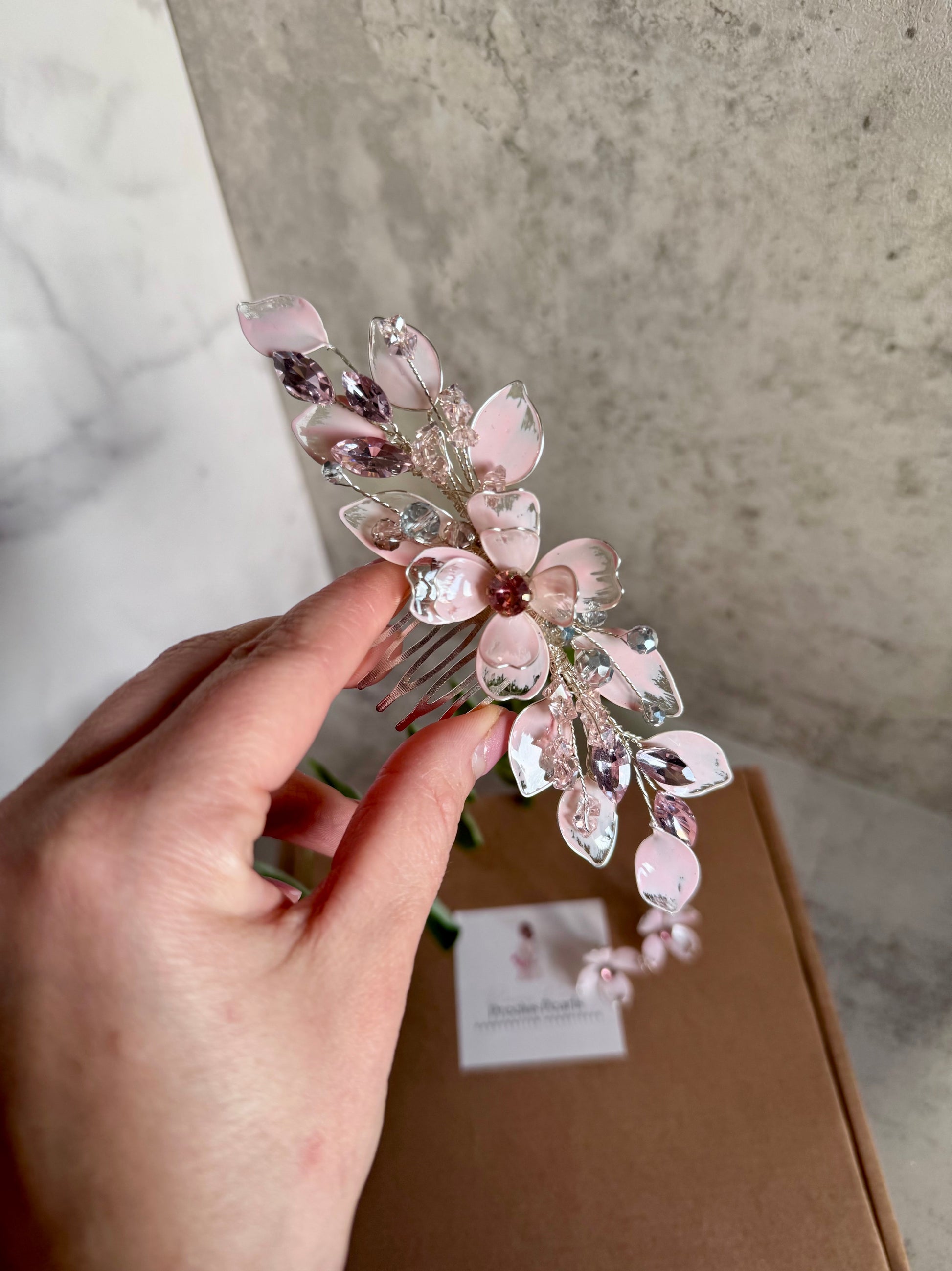 Pink Wedding gust comb Pink Wedding gust comb Precius pearls