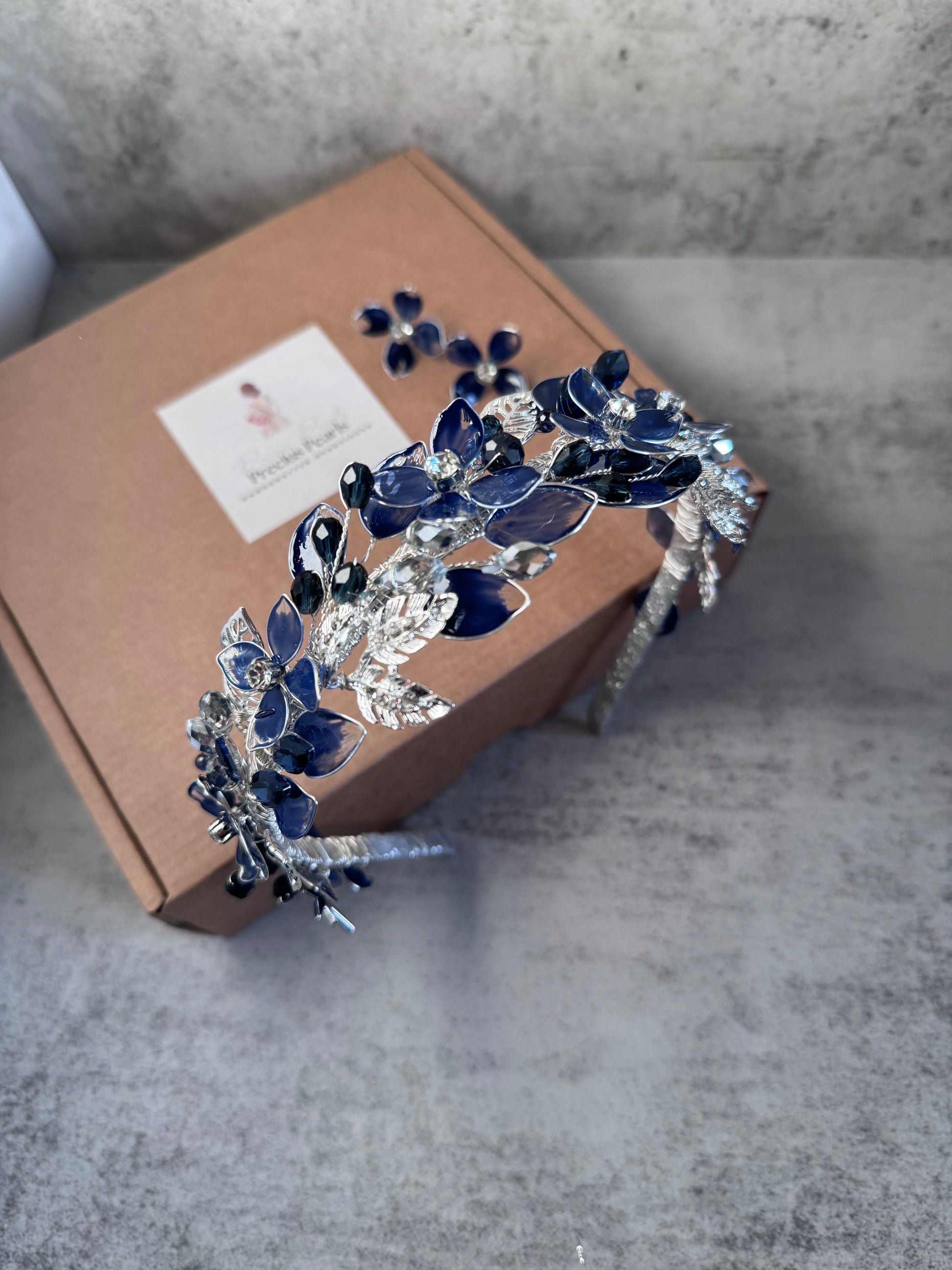 Navy and Gold headpiece Navy and Gold headpiece Precius pearls
