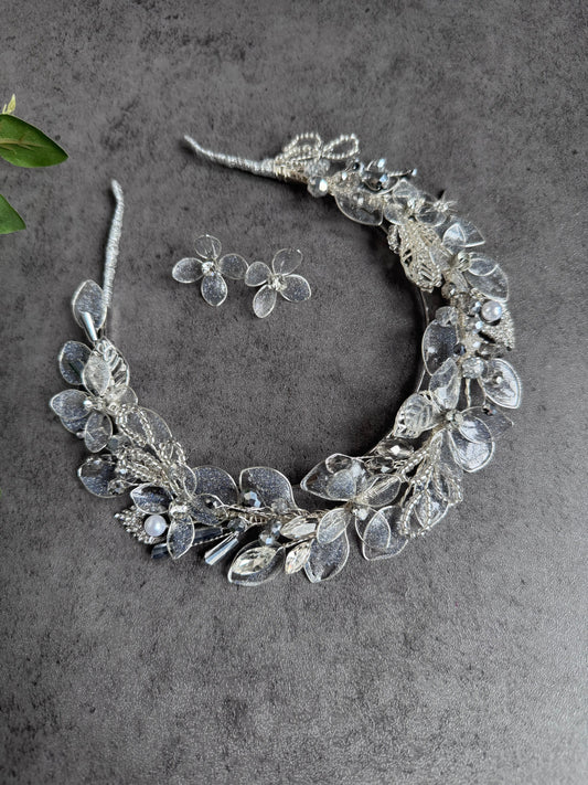 Silver Wedding guest halo Silver Wedding guest halo Precius pearls